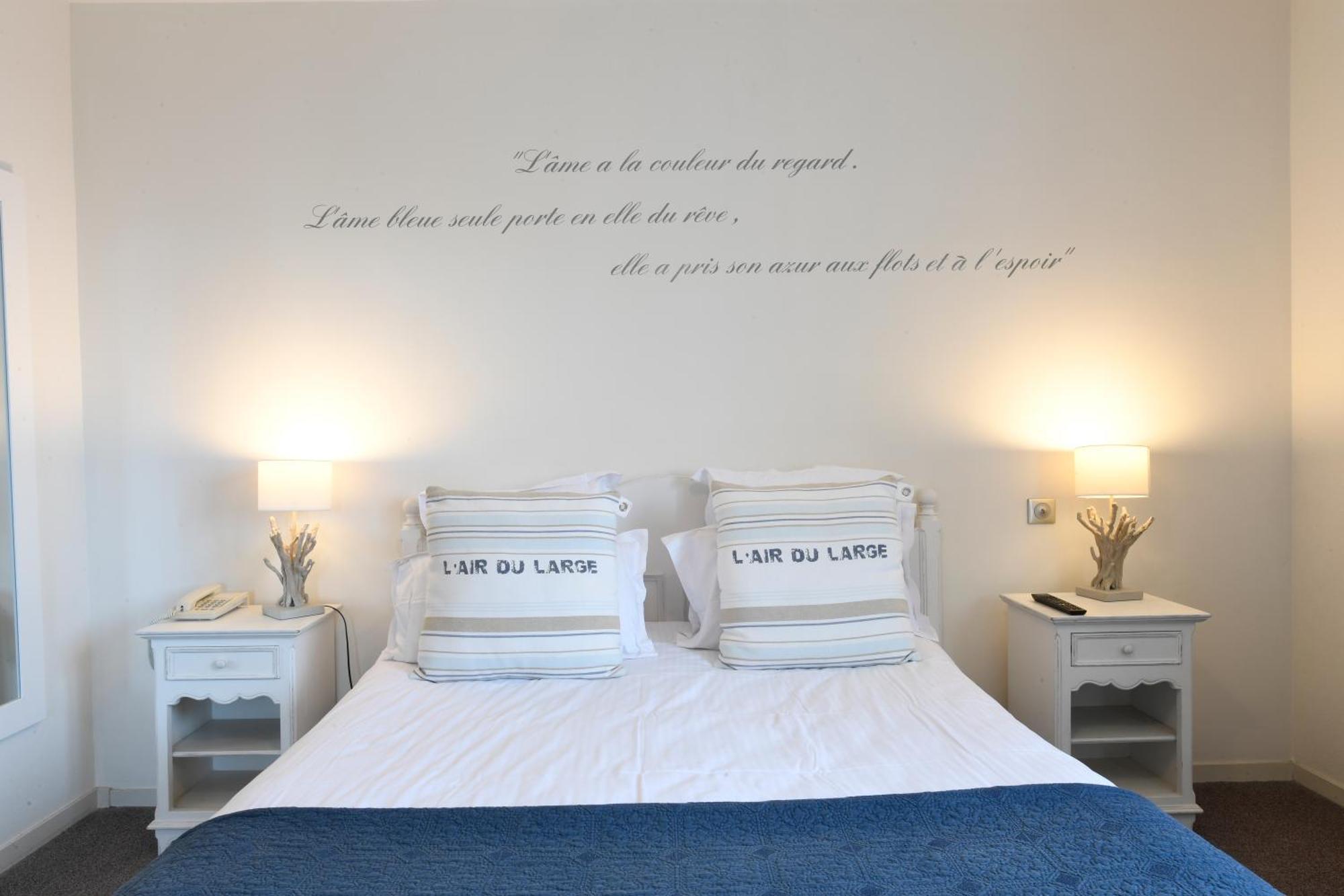 Cit'Hotel La Villa Julia Агон-Кутенвиль Экстерьер фото